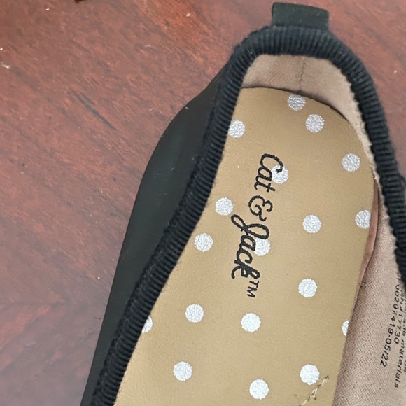Cat & jack girl’s ballet flats - Picture 3 of 8
